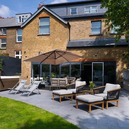 Villa Dream House London With Gym, Cinema And Housekeeper Ealing Esterno foto