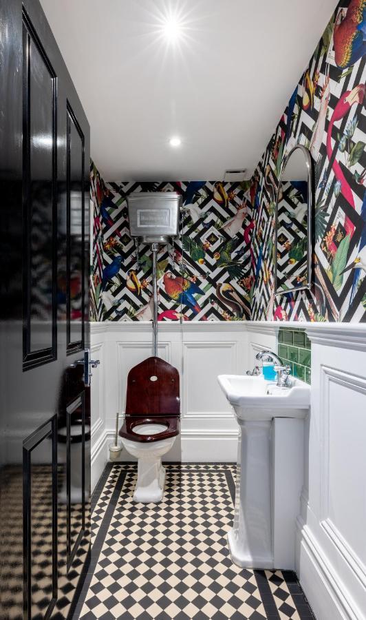 Villa Dream House London With Gym, Cinema And Housekeeper Ealing Esterno foto